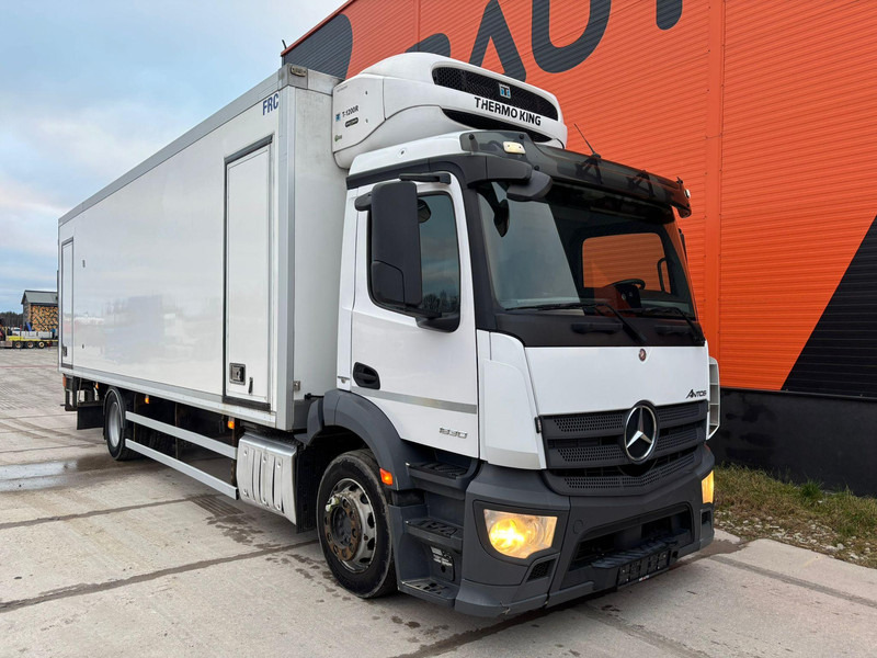 Mercedes-Benz Antos 1830 4x2 THERMOKING T-1200R / BOX L=8501 mm - Рефрижератор: фото 4 Mercedes-Benz Antos 1830 4x2 THERMOKING T-1200R / BOX L=8501 mm - Рефрижератор: фото 4