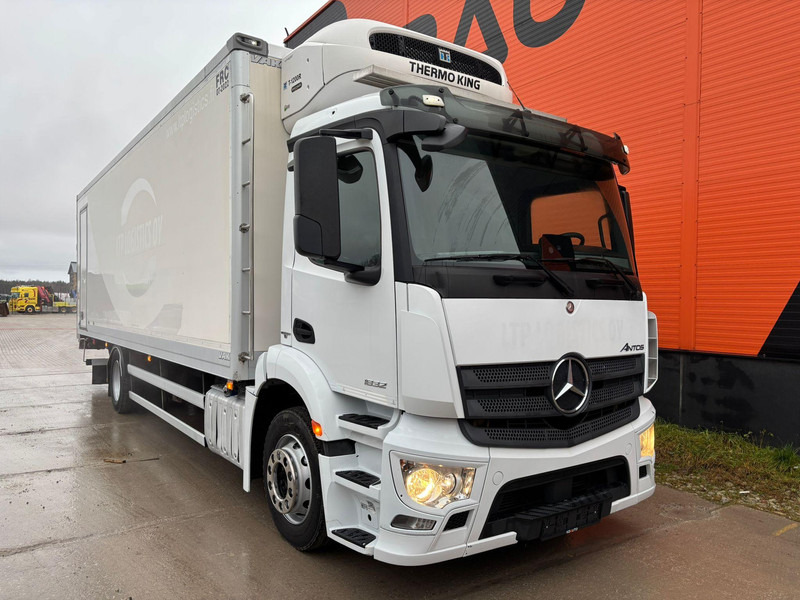 Mercedes-Benz Antos 1832 4x2 THERMOKING T-1200R / BOX L=8508 mm - Рефрижератор: фото 4 Mercedes-Benz Antos 1832 4x2 THERMOKING T-1200R / BOX L=8508 mm - Рефрижератор: фото 4