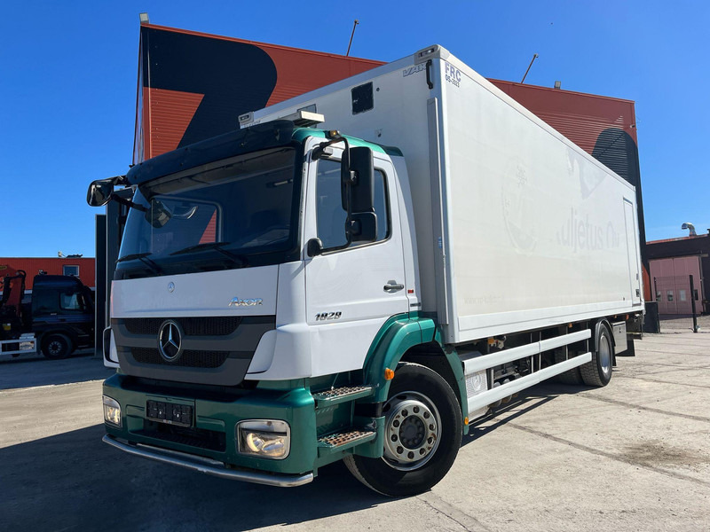 Mercedes-Benz Axor 1829 4x2 BOX L=8474 mm - Грузовик с закрытым кузовом: фото 2 Mercedes-Benz Axor 1829 4x2 BOX L=8474 mm - Грузовик с закрытым кузовом: фото 2
