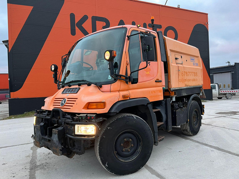 Mercedes-Benz UNIMOG U 300 4x4 TRILETY SK / 6918 hours - Подметально-уборочная машина: фото 2 Mercedes-Benz UNIMOG U 300 4x4 TRILETY SK / 6918 hours - Подметально-уборочная машина: фото 2