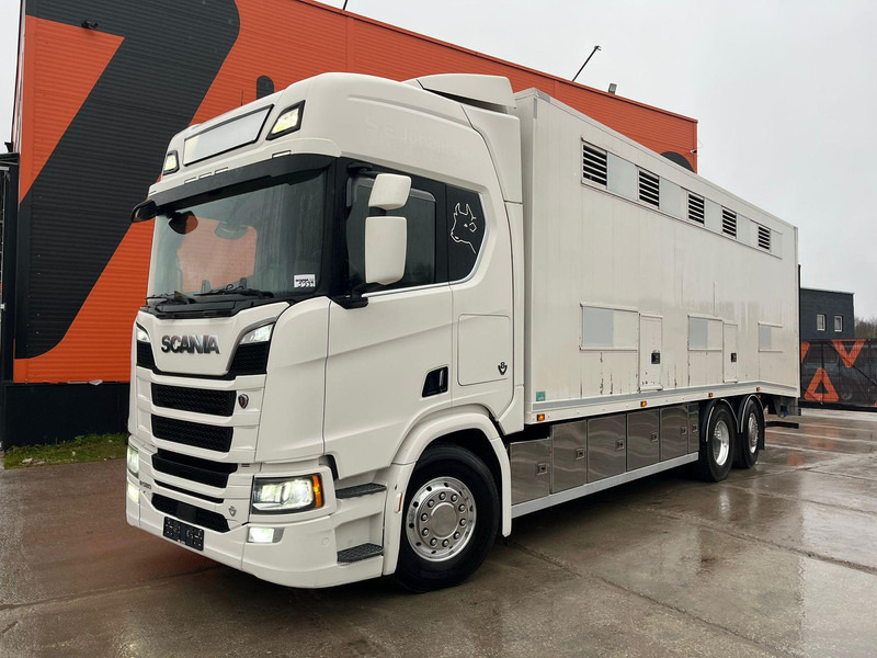 Scania R 580 6x2*4 RETARDER / BOX L=8168 mm - Грузовик для перевозки животных: фото 2 Scania R 580 6x2*4 RETARDER / BOX L=8168 mm - Грузовик для перевозки животных: фото 2