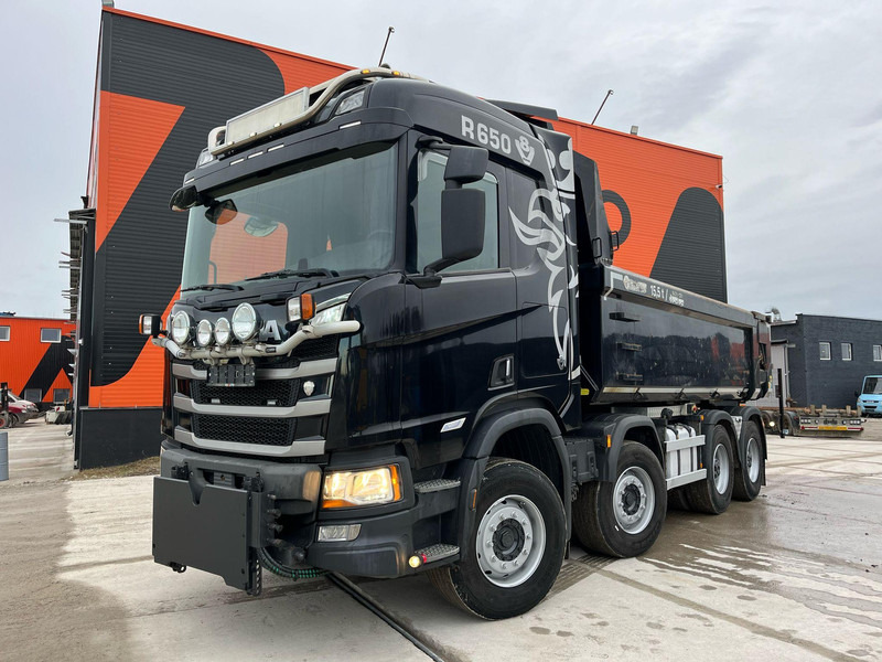 Scania R 650 8x4 FRONT PLOW EQUIPMENT / FULL STEEL / HUB REDUCTION / WEBASTO - Самосвал: фото 2 Scania R 650 8x4 FRONT PLOW EQUIPMENT / FULL STEEL / HUB REDUCTION / WEBASTO - Самосвал: фото 2