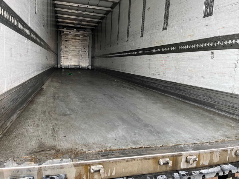 Полуприцеп-рефрижератор Schmitz Cargobull SCB S3B: фото 13 Полуприцеп-рефрижератор Schmitz Cargobull SCB S3B: фото 13