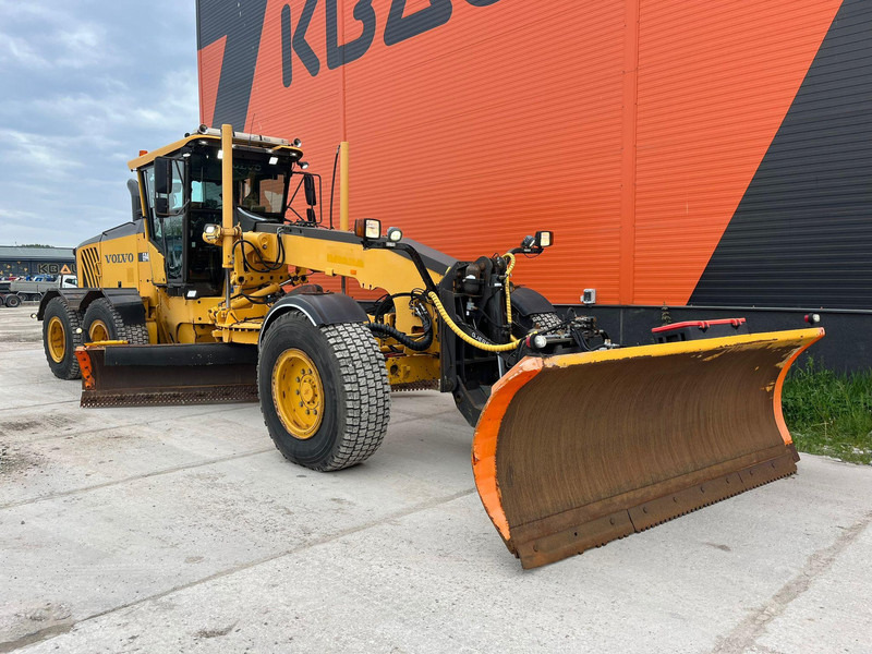 Volvo G946 LEICA 3D / AC / CENTRAL LUBRICATION / FULL REBUILD GEARBOX WITH WARRANTY / NEW CLUTCH - Грейдер: фото 3 Volvo G946 LEICA 3D / AC / CENTRAL LUBRICATION / FULL REBUILD GEARBOX WITH WARRANTY / NEW CLUTCH - Грейдер: фото 3