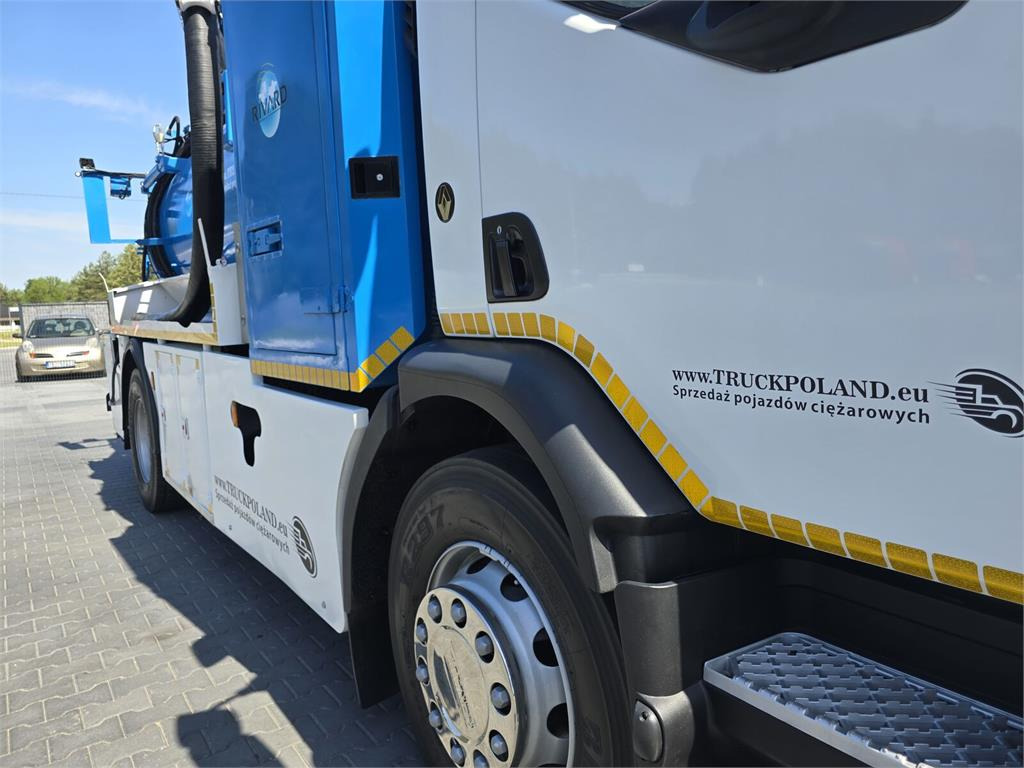 Коммунальная/ Специальная техника Renault 4x2 WUKO RIVARD for collecting liquid waste: фото 8
