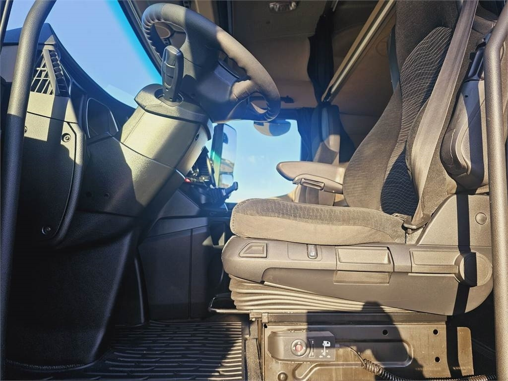 Mercedes-Benz ACTROS 1843 - Тягач: фото 2 Mercedes-Benz ACTROS 1843 - Тягач: фото 2
