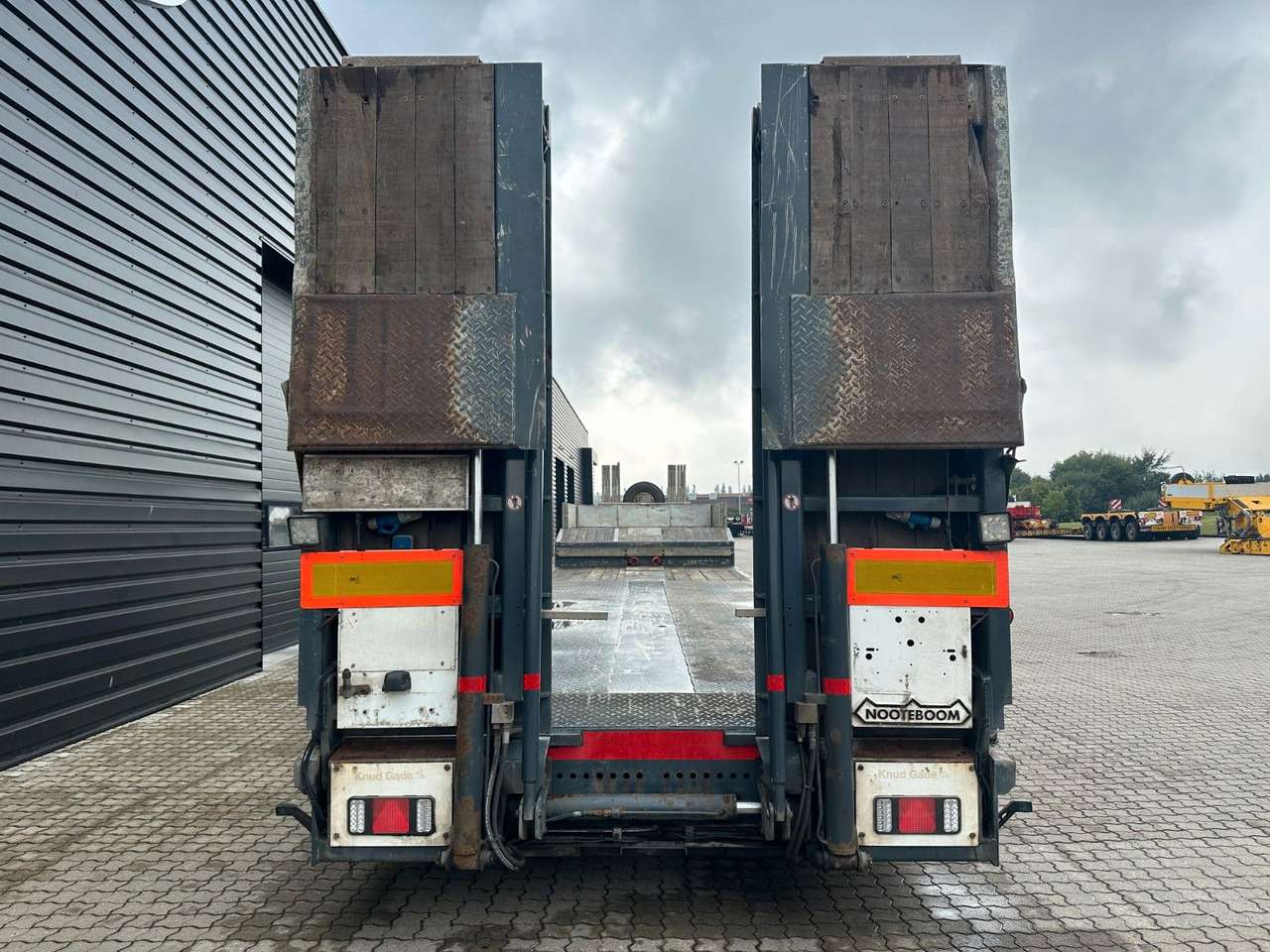 Низкорамный полуприцеп Nooteboom 4 achs Tieflader / Rampen / Ausziehbar: фото 12