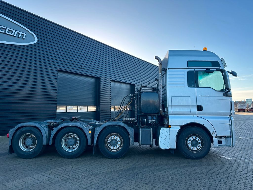 MAN TGX 41.540 8x4 MAN TGX 41.540 8x4 - Тягач: фото 2 MAN TGX 41.540 8x4 MAN TGX 41.540 8x4 - Тягач: фото 2