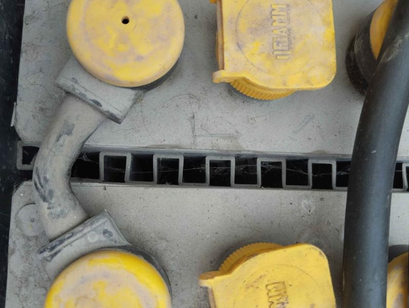 Электропогрузчик Clark GTX16: фото 14 Электропогрузчик Clark GTX16: фото 14