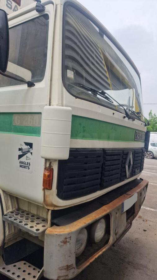 Renault Gamme G 260 - Грузовик с закрытым кузовом: фото 4 Renault Gamme G 260 - Грузовик с закрытым кузовом: фото 4