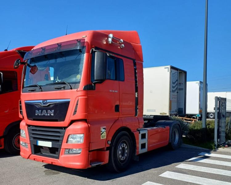 MAN TGX 18.460 XLX - Тягач: фото 1 MAN TGX 18.460 XLX - Тягач: фото 1