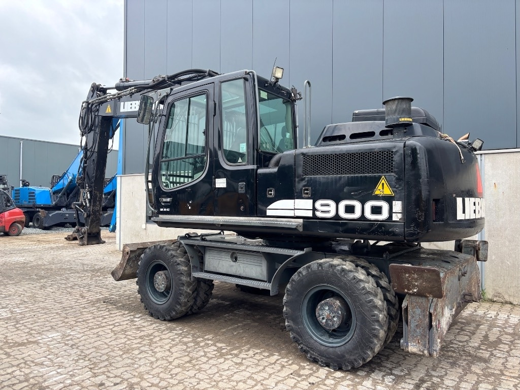 Liebherr A 900 C - A900 - A 904 C - Колёсный экскаватор: фото 3 Liebherr A 900 C - A900 - A 904 C - Колёсный экскаватор: фото 3