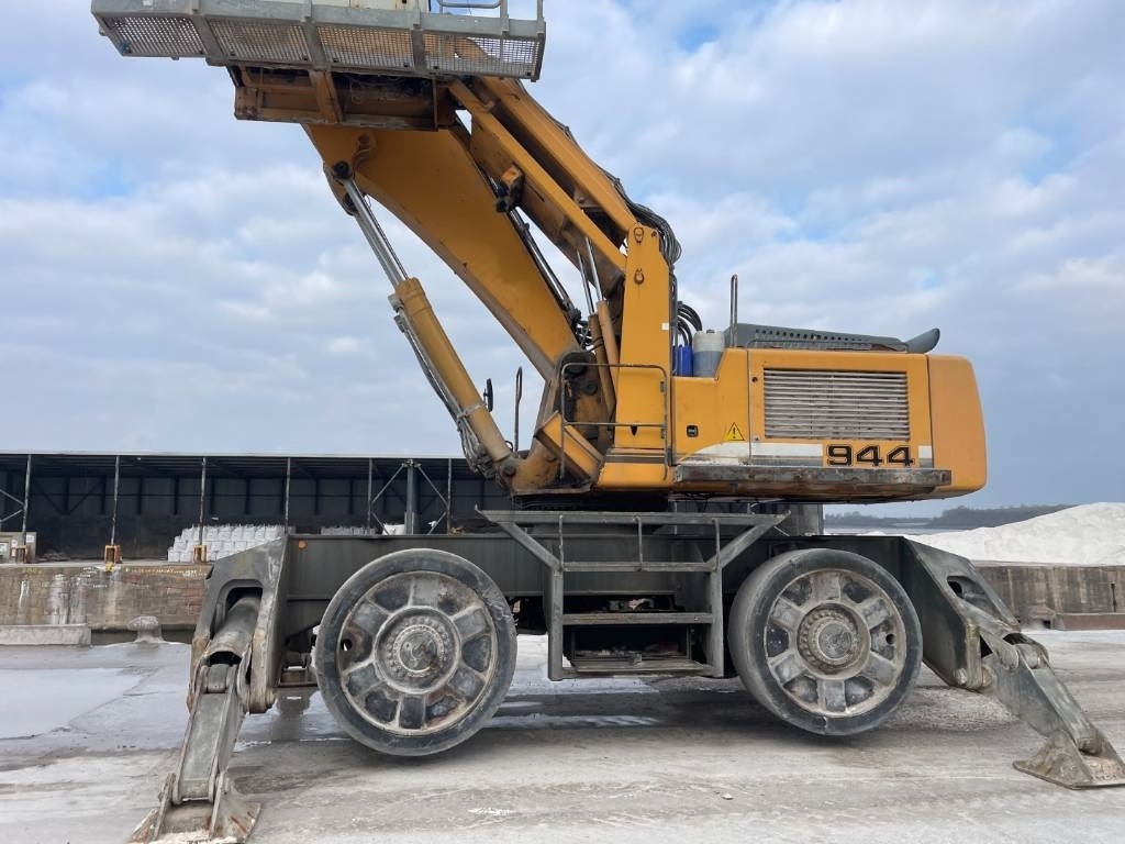 Liebherr A 944 C HD - Перегружатель: фото 3 Liebherr A 944 C HD - Перегружатель: фото 3