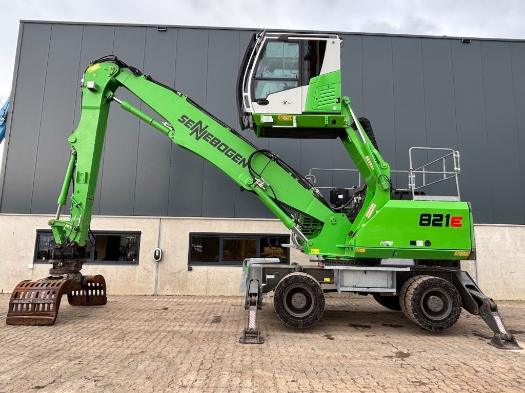 Sennebogen 821 M - 821 E - 821 ME - Перегружатель: фото 2 Sennebogen 821 M - 821 E - 821 ME - Перегружатель: фото 2