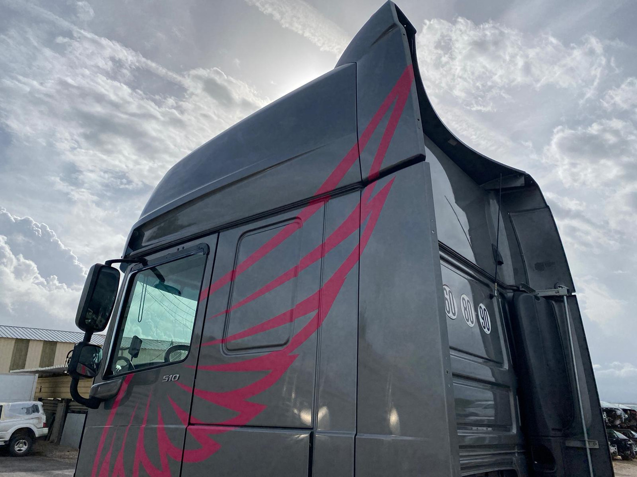 Тягач DAF XF 510 Super Space Cab: фото 22