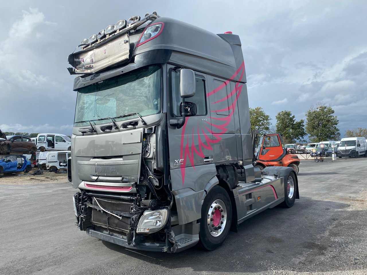 DAF XF 510 Super Space Cab - Тягач: фото 1 DAF XF 510 Super Space Cab - Тягач: фото 1
