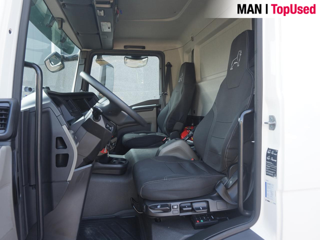 MAN TGL 12.250 4x2 BL CH - Грузовик бортовой/ Платформа: фото 3 MAN TGL 12.250 4x2 BL CH - Грузовик бортовой/ Платформа: фото 3