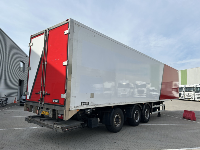 H.T.F. HZO 39 / Carrier Vector 1800 Frigo / Flowers / Loadlift 2500 kg / NL Trailer - Полуприцеп-рефрижератор: фото 2 H.T.F. HZO 39 / Carrier Vector 1800 Frigo / Flowers / Loadlift 2500 kg / NL Trailer - Полуприцеп-рефрижератор: фото 2