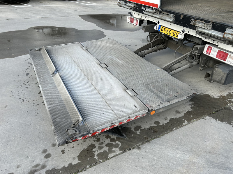 Krone Dry Liner / Box / Loadlift 2000 kg / Disk / APK TUV 11-26 - Полуприцеп-фургон: фото 5 Krone Dry Liner / Box / Loadlift 2000 kg / Disk / APK TUV 11-26 - Полуприцеп-фургон: фото 5