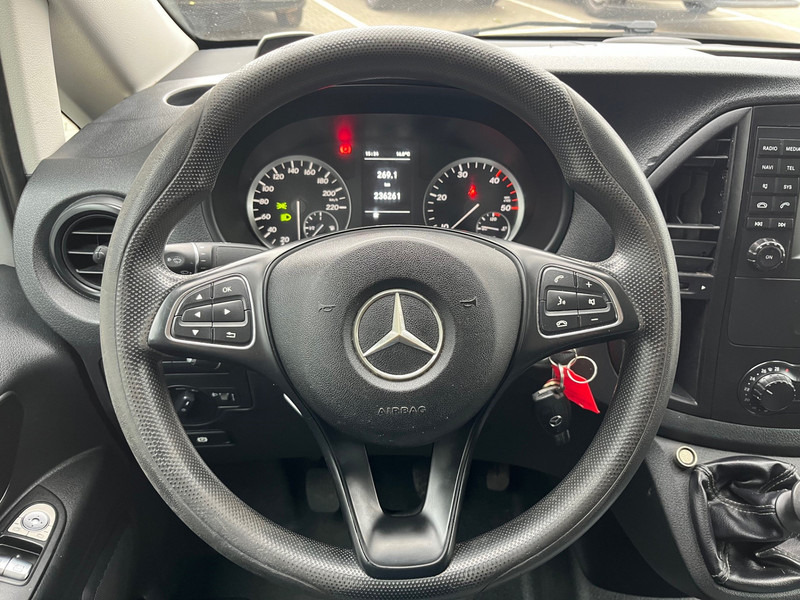 Mercedes-Benz Vito 111 CDI Lang / Business Professional Plus / / Imperial / Towbar / APK-TUV 11-25 - Легковой фургон: фото 5 Mercedes-Benz Vito 111 CDI Lang / Business Professional Plus / / Imperial / Towbar / APK-TUV 11-25 - Легковой фургон: фото 5