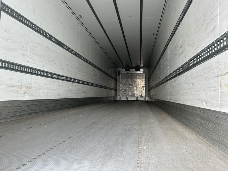Schmitz Cargobull SCB S3B / Carrier Vector 1550 Frigo / Disk / APK TUV 04-26 - Полуприцеп-рефрижератор: фото 3 Schmitz Cargobull SCB S3B / Carrier Vector 1550 Frigo / Disk / APK TUV 04-26 - Полуприцеп-рефрижератор: фото 3