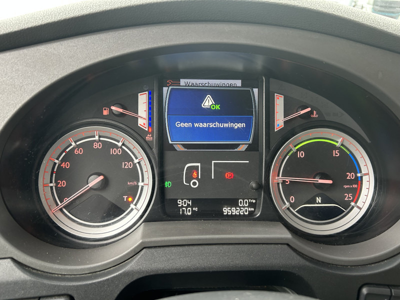 DAF XF 440 FT Space Cab / 959 dkm / 2 Tanks / Stand Klima / APK TUV 02-26 - Тягач: фото 4 DAF XF 440 FT Space Cab / 959 dkm / 2 Tanks / Stand Klima / APK TUV 02-26 - Тягач: фото 4