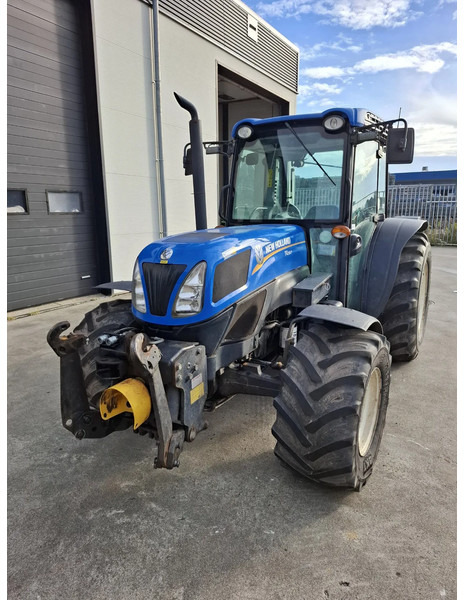 New Holland T4.95 T4.95LP - Трактор: фото 3 New Holland T4.95 T4.95LP - Трактор: фото 3