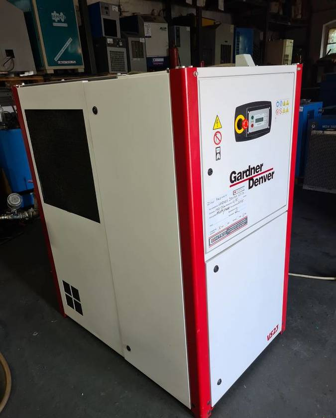 Kompresor śrubowy GARDNER DENVER VS 23 23 kw, Falownik - Воздушный компрессор: фото 3 Kompresor śrubowy GARDNER DENVER VS 23 23 kw, Falownik - Воздушный компрессор: фото 3