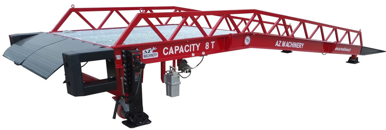 **RENTAL** Loading Ramp with with hydraulic tilting bridge - AZ RAMP - STAR- 8T. 8 ton capacity - Погрузочная рампа: фото 1 **RENTAL** Loading Ramp with with hydraulic tilting bridge - AZ RAMP - STAR- 8T. 8 ton capacity - Погрузочная рампа: фото 1
