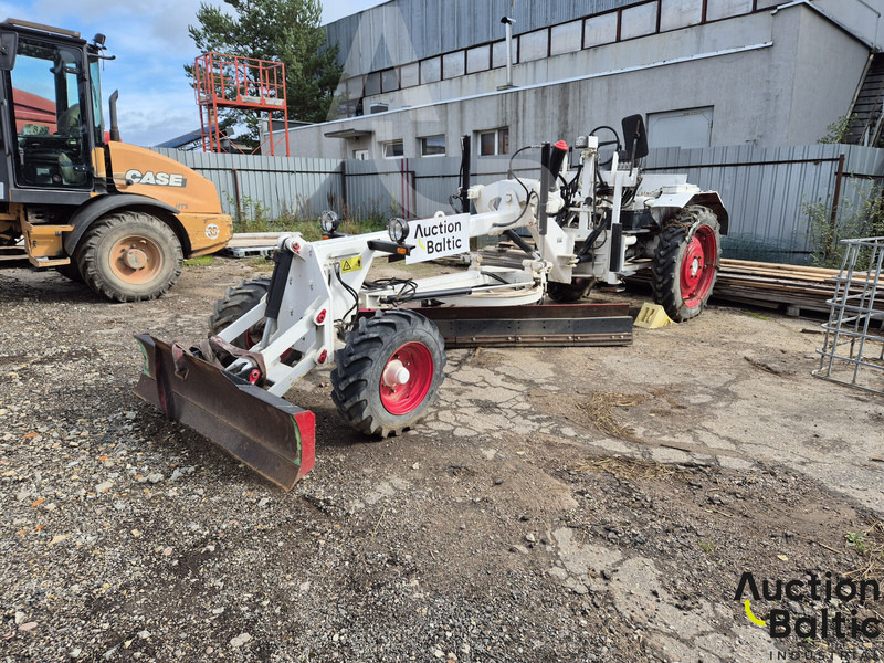 Ei Attachments 09.NH.2750 - Грейдер: фото 1 Ei Attachments 09.NH.2750 - Грейдер: фото 1