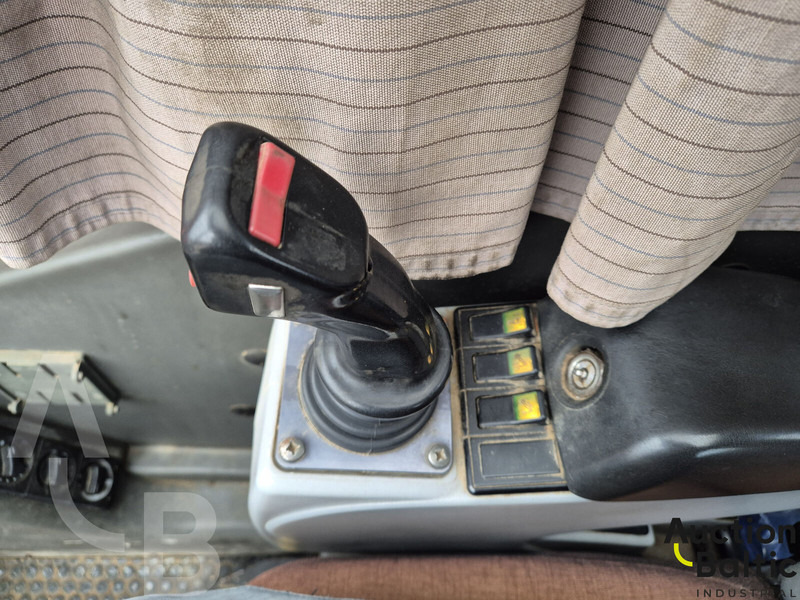 Кран-манипулятор Grove GMK 3050: фото 15 Кран-манипулятор Grove GMK 3050: фото 15