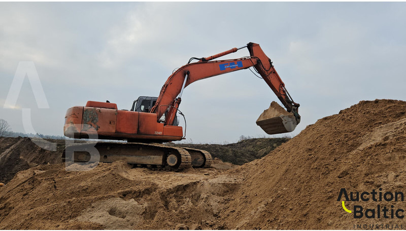 Hitachi EX 215 - Гусеничный экскаватор: фото 3 Hitachi EX 215 - Гусеничный экскаватор: фото 3