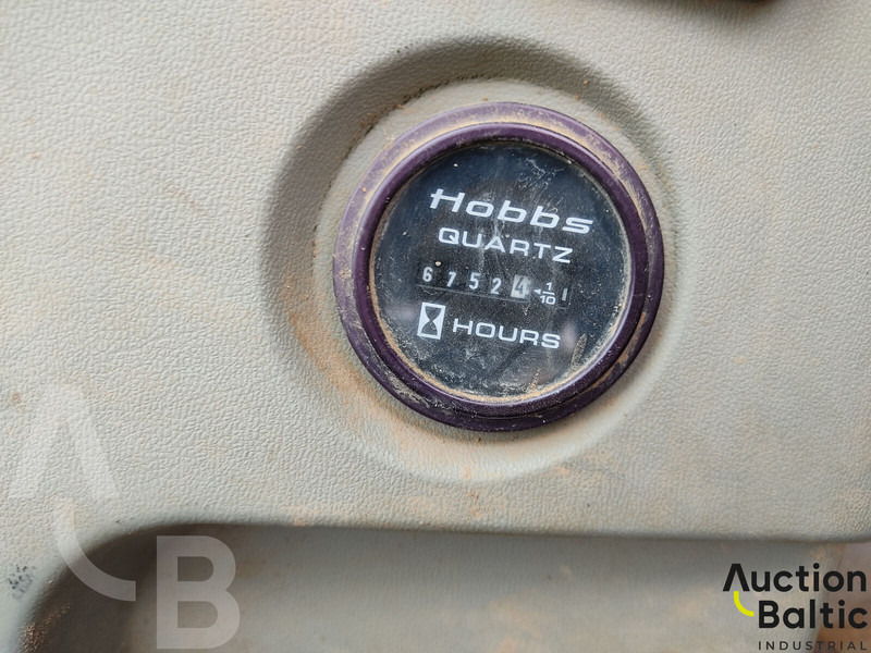Гусеничный экскаватор Hyundai Robex 450 LC-7: фото 9