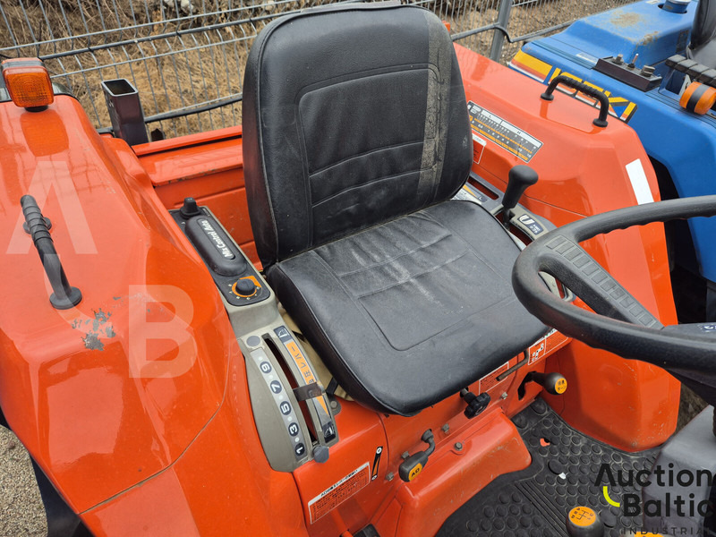 Kubota GL 240 - Трактор: фото 5 Kubota GL 240 - Трактор: фото 5