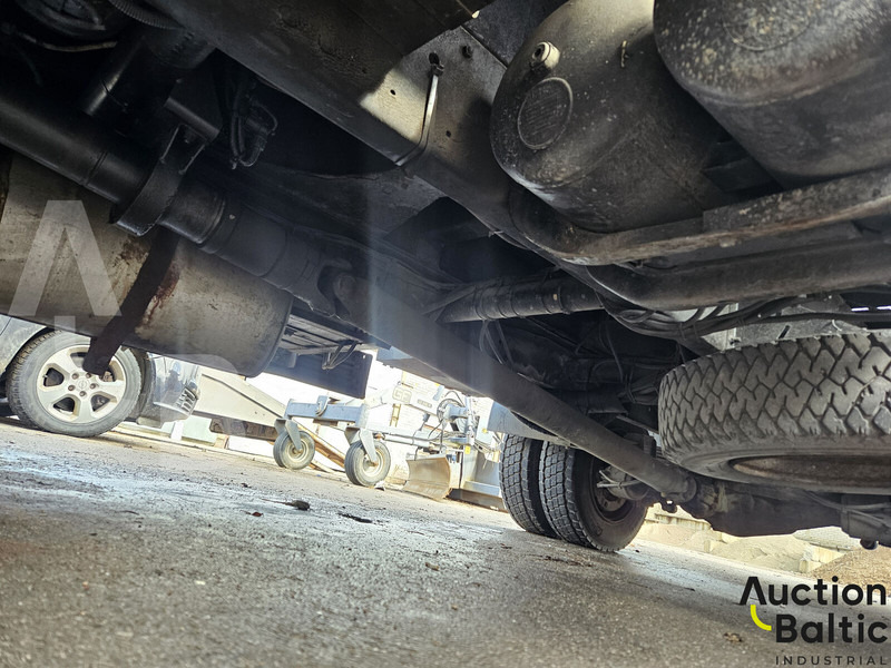 Грузовик с подъемником MAN 8.103: фото 13 Грузовик с подъемником MAN 8.103: фото 13