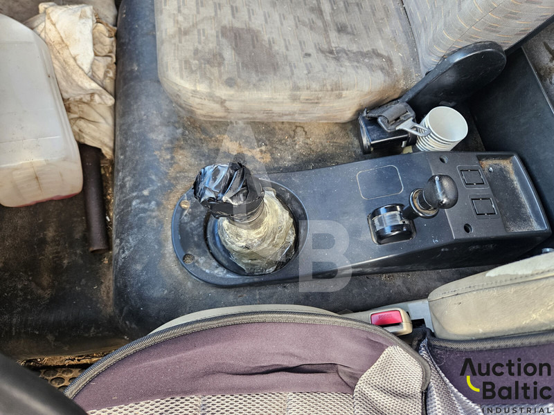 Грузовик с подъемником MAN 8.103: фото 8 Грузовик с подъемником MAN 8.103: фото 8