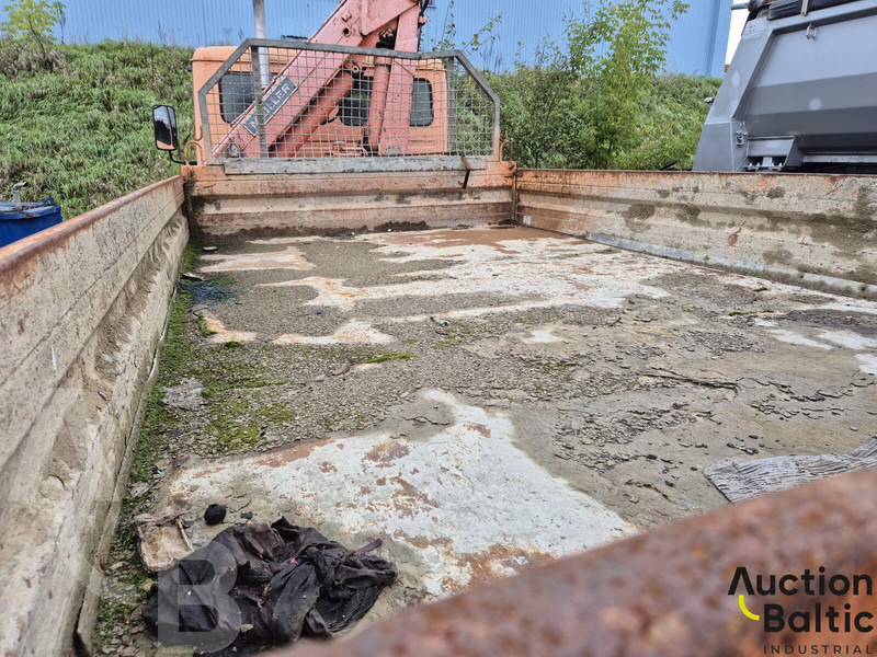 Самосвал Mercedes-Benz 814: фото 10 Самосвал Mercedes-Benz 814: фото 10