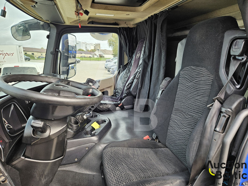 Грузовик-шасси Mercedes-Benz Actros 1843: фото 16