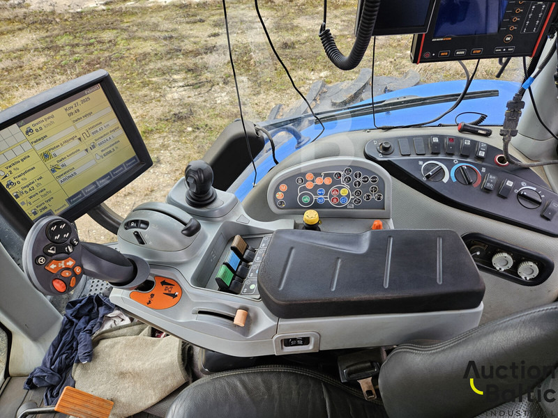 New Holland T 8.410 - Трактор: фото 5 New Holland T 8.410 - Трактор: фото 5