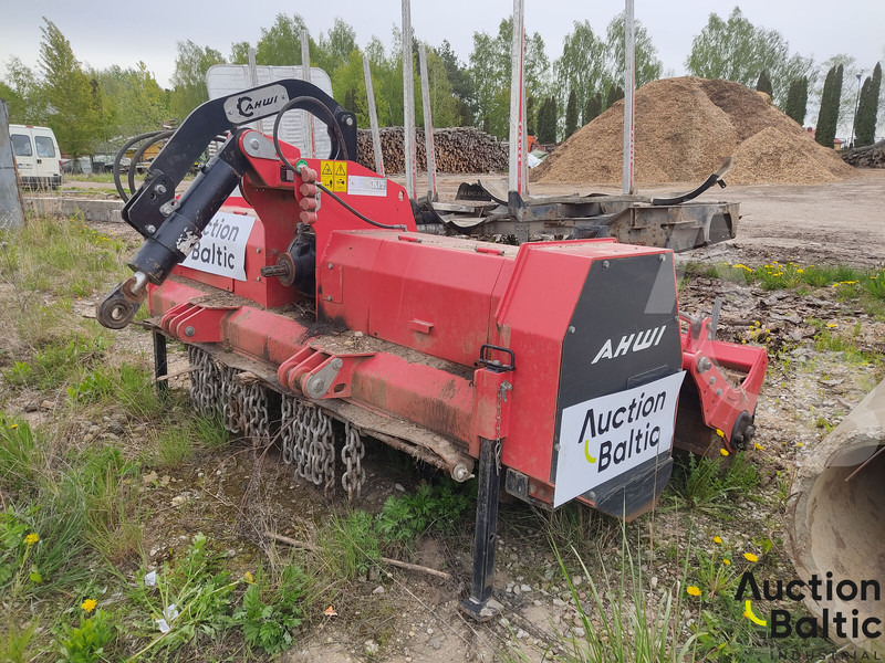 Prinoth RFL 700-2300U - Измельчитель древесины: фото 1 Prinoth RFL 700-2300U - Измельчитель древесины: фото 1