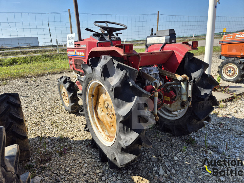 Shibaura SP1540 - Трактор: фото 4 Shibaura SP1540 - Трактор: фото 4