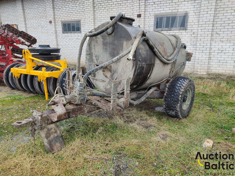 Trailer - tank - Самосвальный прицеп: фото 1 Trailer - tank - Самосвальный прицеп: фото 1
