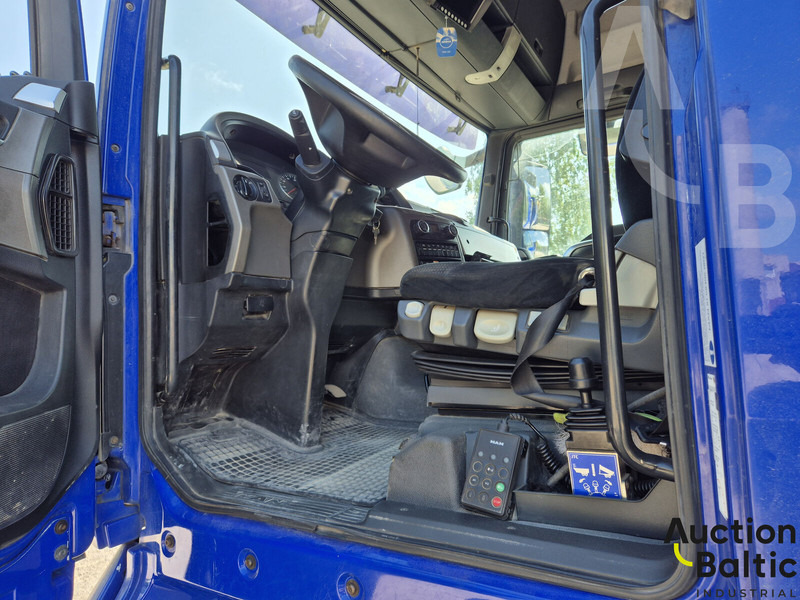 MAN TGX24.360 - Тягач: фото 5 MAN TGX24.360 - Тягач: фото 5