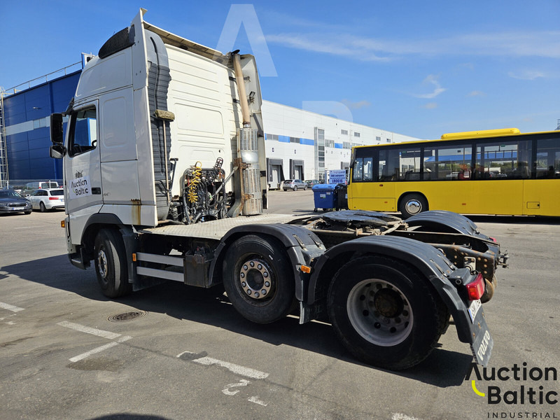 Volvo FH440 - Тягач: фото 3 Volvo FH440 - Тягач: фото 3