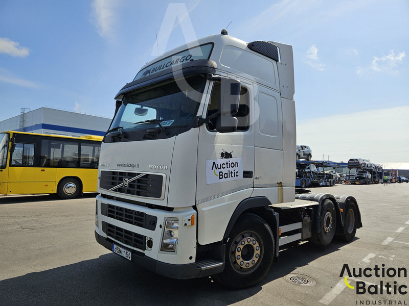 Volvo FH440 - Тягач: фото 2 Volvo FH440 - Тягач: фото 2