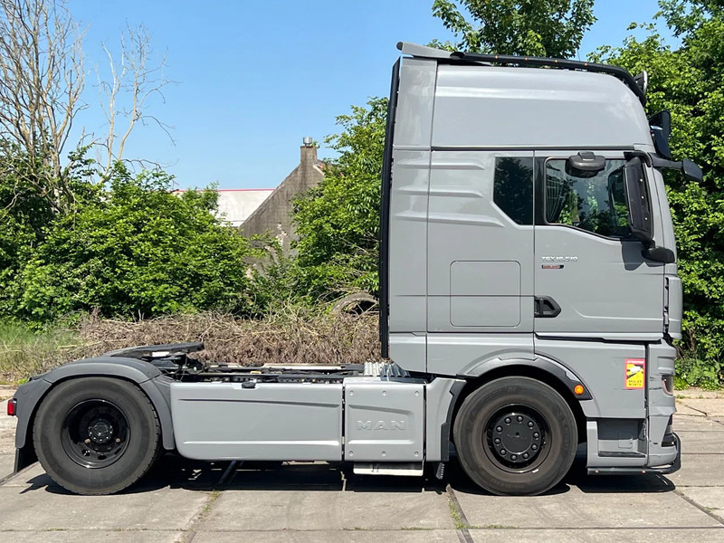 MAN TGX 18.510 INDIVIDUAL TGX510****fulll OPTIONS****384000km**** - Тягач: фото 2 MAN TGX 18.510 INDIVIDUAL TGX510****fulll OPTIONS****384000km**** - Тягач: фото 2