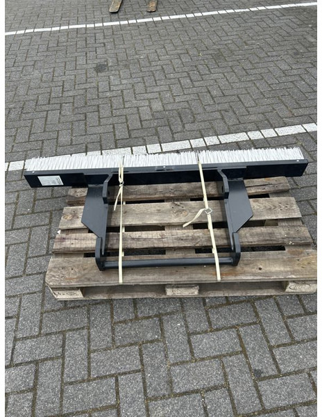 Tobroco Veegborstel 150 cm Giant aanspan - Щетка для Строительной техники: фото 2 Tobroco Veegborstel 150 cm Giant aanspan - Щетка для Строительной техники: фото 2
