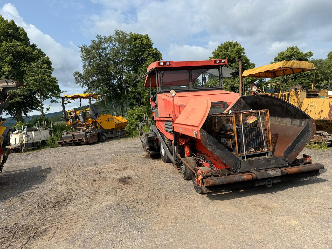 Demag-Dynapac DF135P powerfull 4-axle-paver - Асфальтоукладчик: фото 5 Demag-Dynapac DF135P powerfull 4-axle-paver - Асфальтоукладчик: фото 5