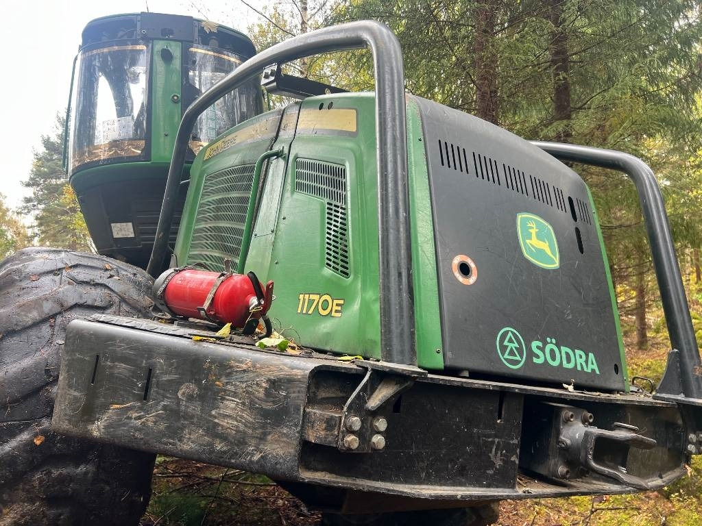 John Deere 1170 E - Харвестер: фото 2 John Deere 1170 E - Харвестер: фото 2