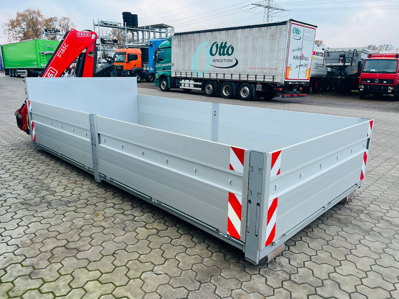 Container mit Fassi Kran, Krancontainer - Контейнер для мультилифта: фото 2 Container mit Fassi Kran, Krancontainer - Контейнер для мультилифта: фото 2